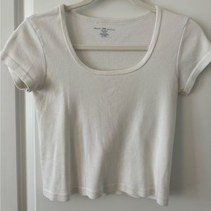 Brandy Melville Baby tee